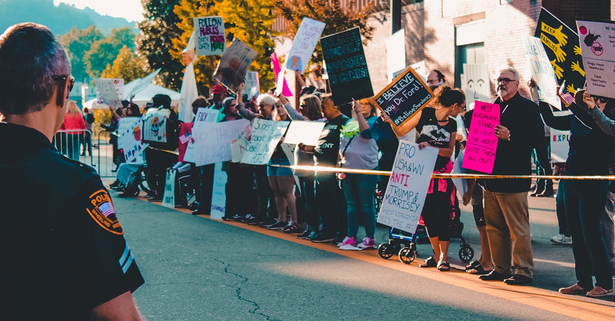 Political Reactions: A Deep Divide